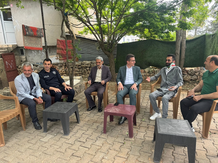 KAYMAKAM YUSUF KAPTANOĞLU'NDAN GEÇMİŞ OLSUN ZİYARETİ