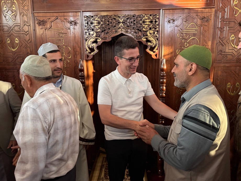 KAYMAKAM YUSUF KAPTANOĞLU VATANDAŞLARIN KURBAN BAYRAMLARINI TEBRİK ETTİ